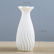Carregar imagem no visualizador da galeria, Vaso de Cerâmica - Vários Modelos
