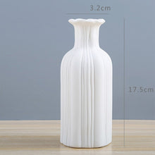 Carregar imagem no visualizador da galeria, Vaso de Cerâmica - Vários Modelos
