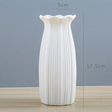 Carregar imagem no visualizador da galeria, Vaso de Cerâmica - Vários Modelos
