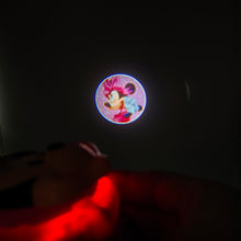 Carregar imagem no visualizador da galeria, Relógio Projetor Minnie

